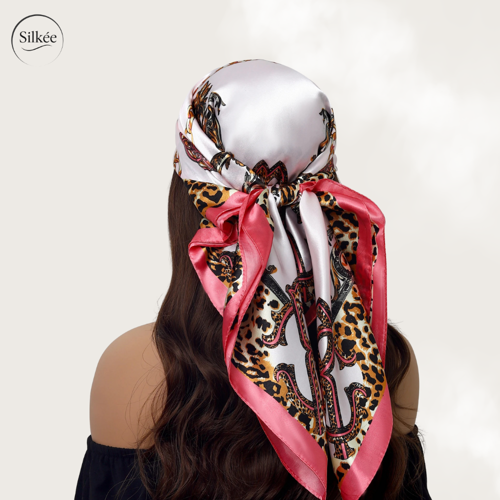 Foulard en soie léopard XL 90x90 cm